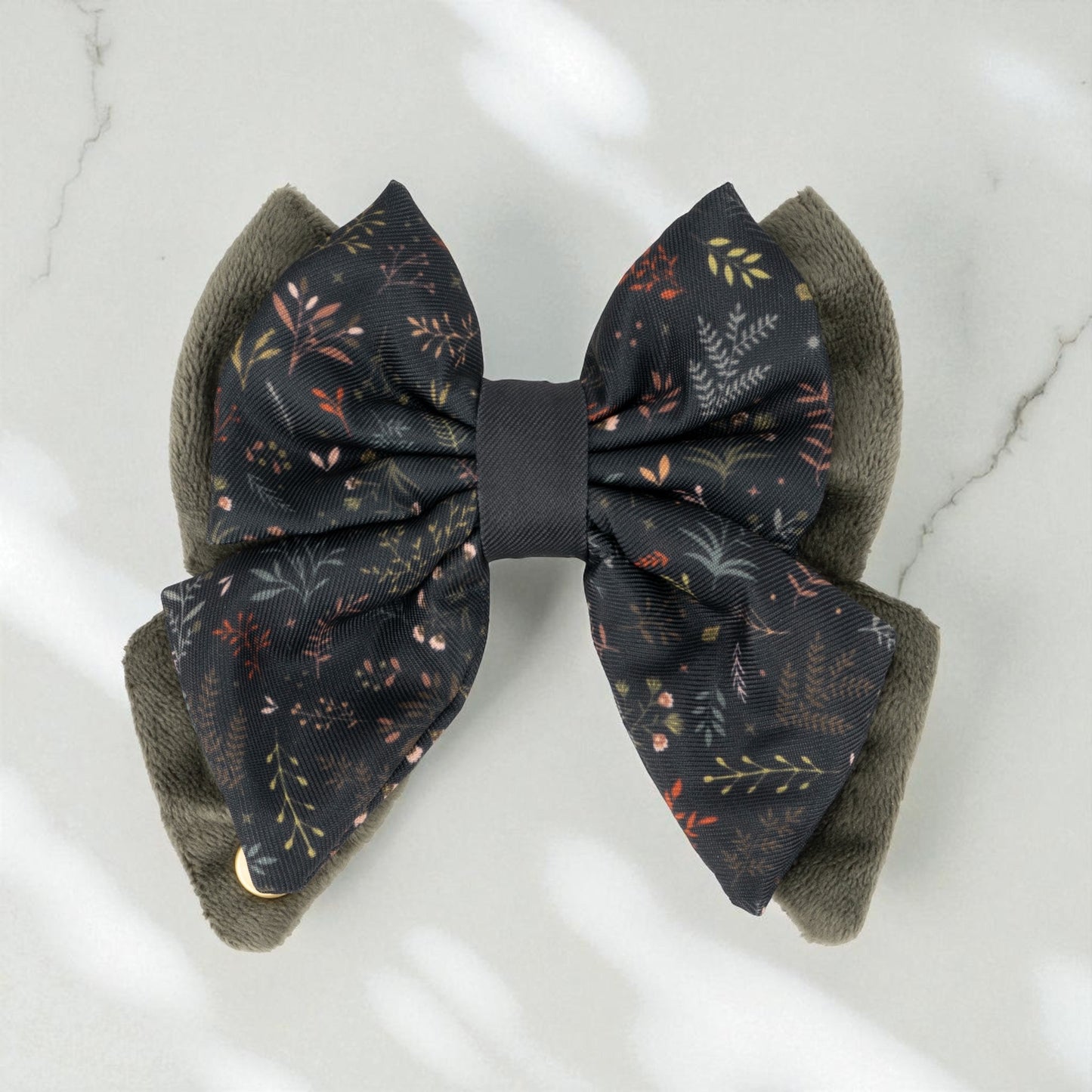 Wyld Cub - Dog Butterfly Bow Tie: Chiswick Ravenwood