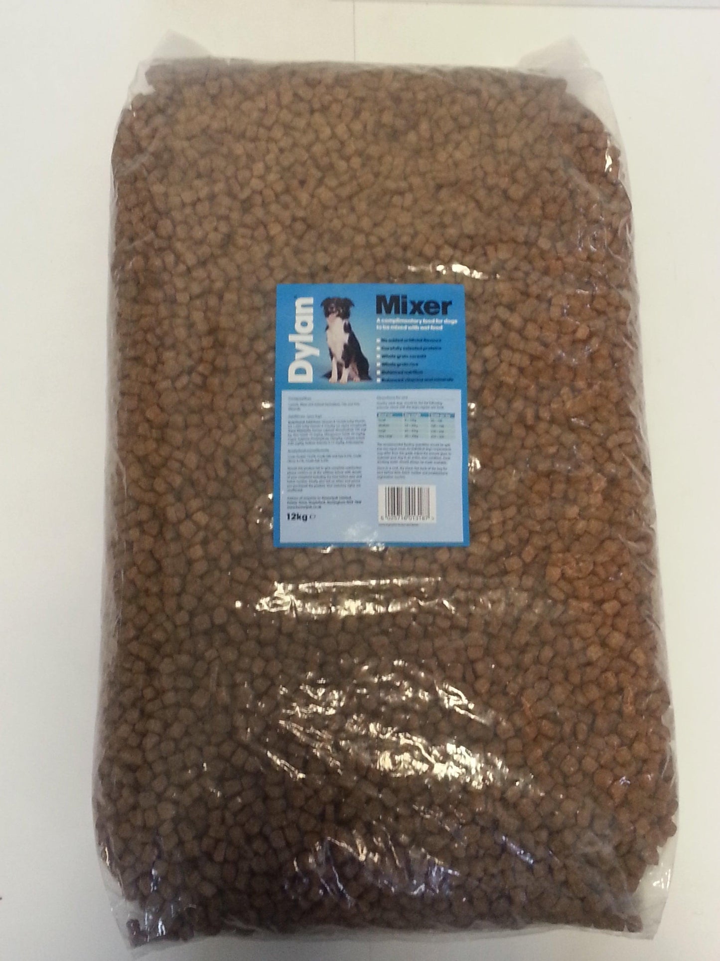 Dylan Dog Mixer 12kg - North East Pet Shop Dylan