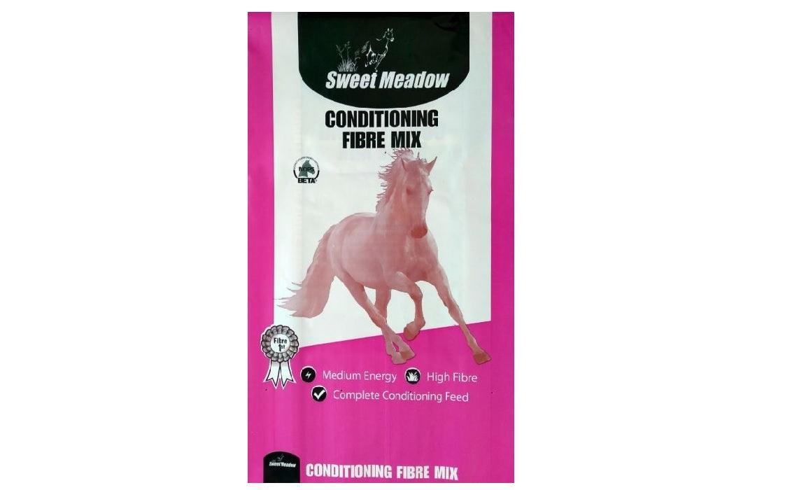 Sweet Meadow Conditioning Fibre Mix 18kg - North East Pet Shop Youngs