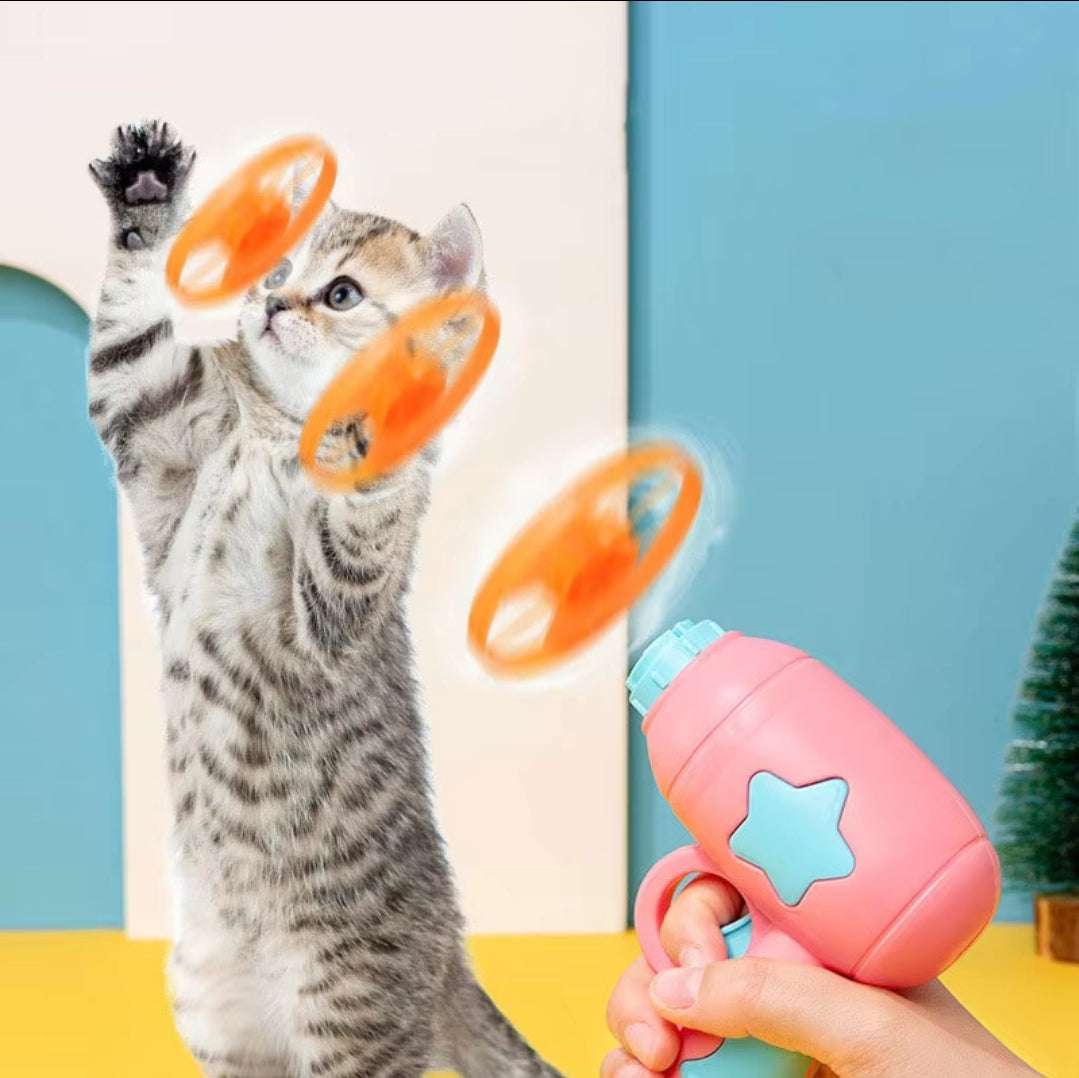 Cat Frisbee Flying Shooter Game