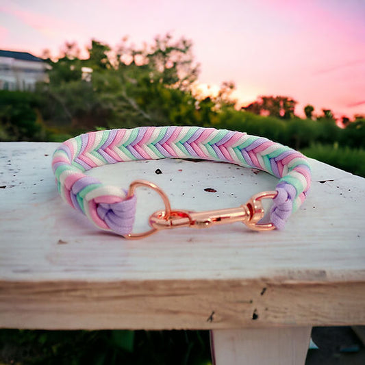 Marshmallow - Handmade Paracord Dog Collar