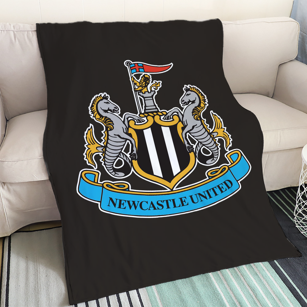 NUFC Crest Pet Blanket - North East Pet Shop North East Pet Shop