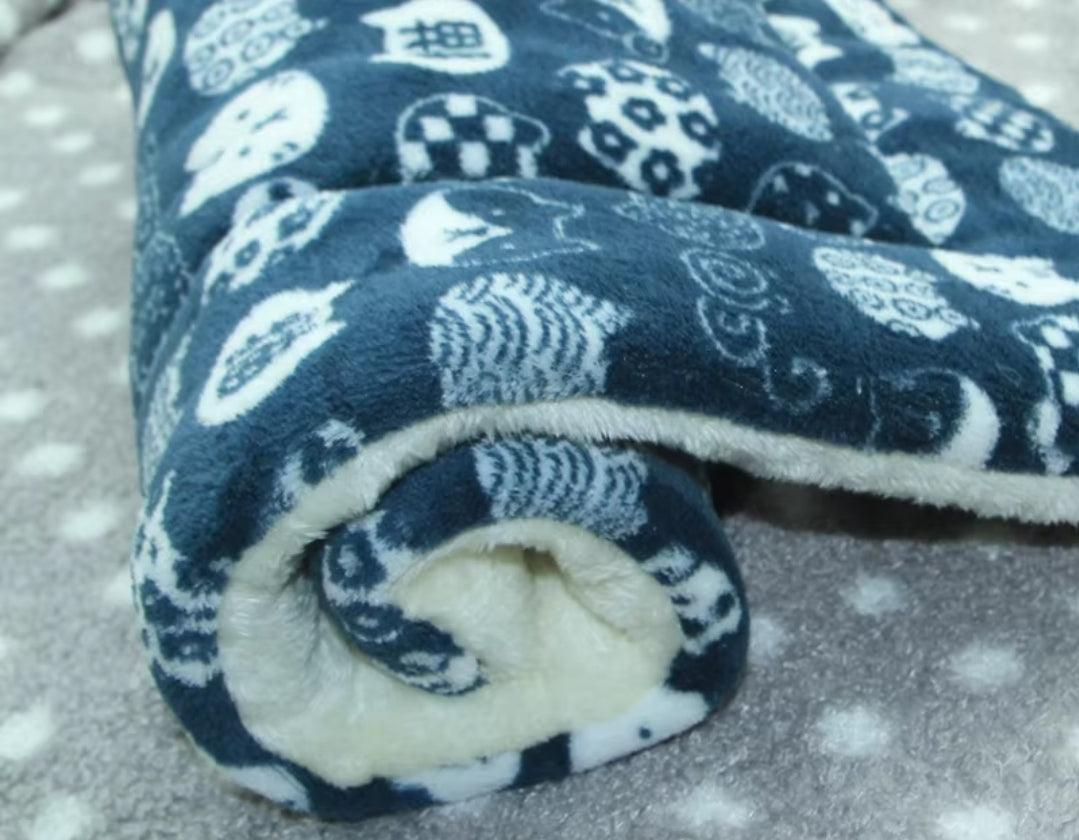 Super Soft Cushion Bed Blanket - North East Pet Shop Dog Shack UK