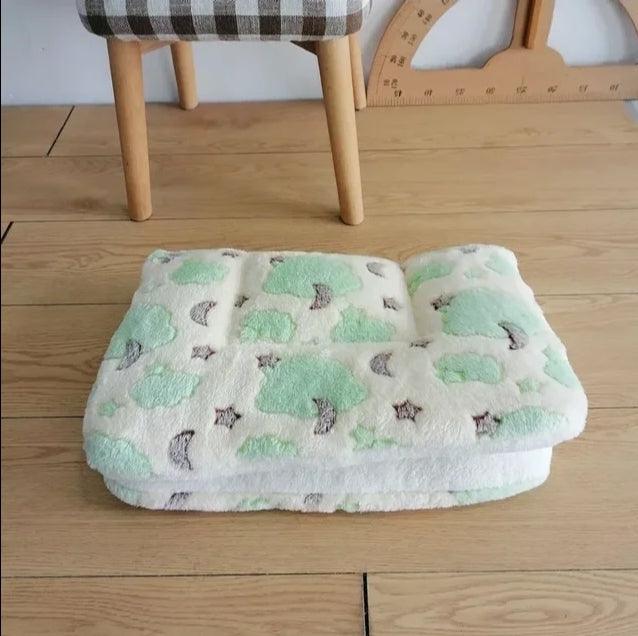Super Soft Pet Cushion Bed Blanket - North East Pet Shop North East Pet Shop