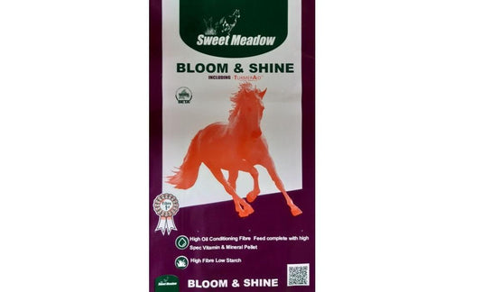 Sweet Meadow Bloom & Shine Chaff + TurmerAid 15kg - North East Pet Shop Youngs